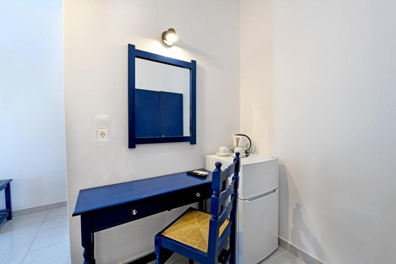 Lunar Santorini Hotel Períssa Eksteriør bilde
