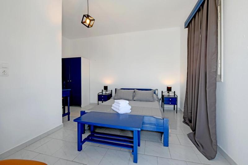 Lunar Santorini Hotel Períssa Eksteriør bilde