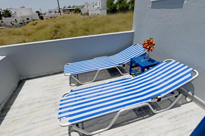Lunar Santorini Hotel Períssa Eksteriør bilde