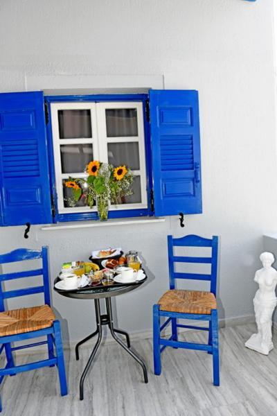 Lunar Santorini Hotel Períssa Eksteriør bilde