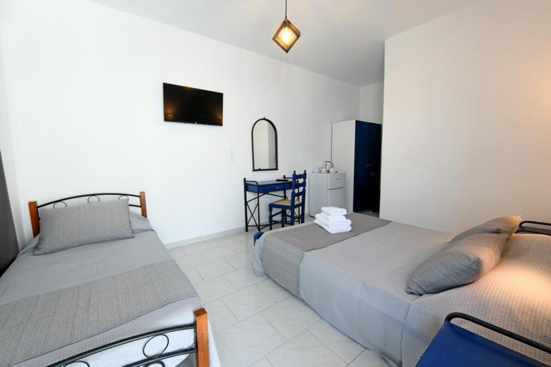 Lunar Santorini Hotel Períssa Eksteriør bilde