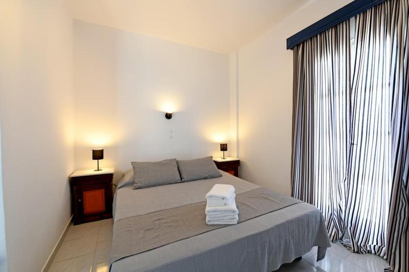 Lunar Santorini Hotel Períssa Eksteriør bilde