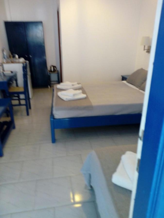Lunar Santorini Hotel Períssa Eksteriør bilde